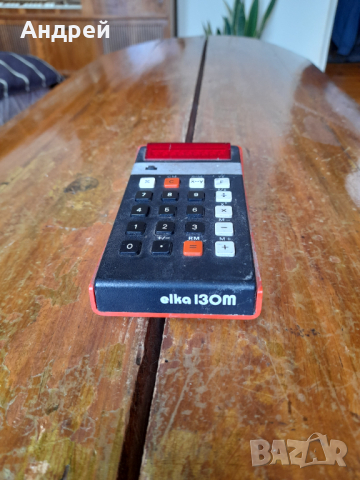 Стар калкулатор Елка 130М, снимка 1 - Други ценни предмети - 44994096