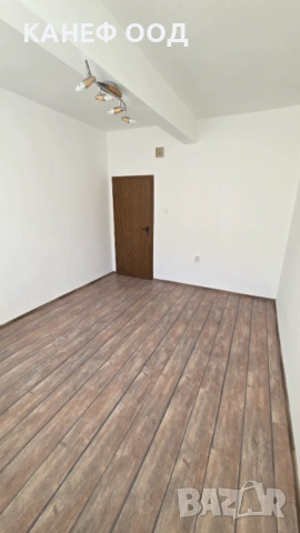 Дава се под наем офис 17м2, Смолян стар център, снимка 3 - Офиси - 54144014