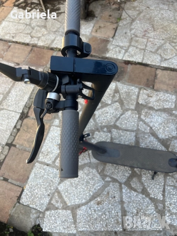 Електрическа тротинетка Xiaomi M 365, снимка 3 - Други спортове - 52261035