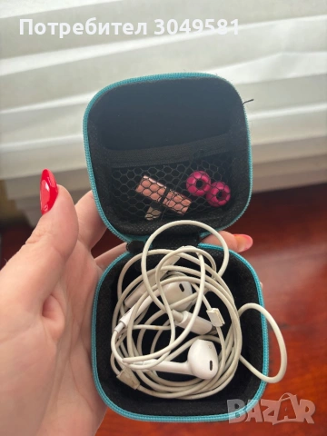 Слушалки с микрофон Apple - EarPods, Lightning Connector, бели