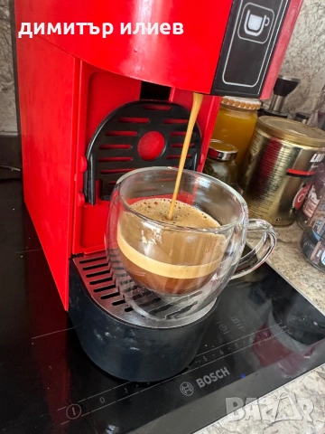 Италианска Кафемашина за капсули лаваца блу lavazza blue , снимка 7 - Кафемашини - 54287657