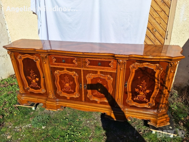 Италиански уникален комод с богата Интарзия , снимка 2 - Шкафове - 52712641