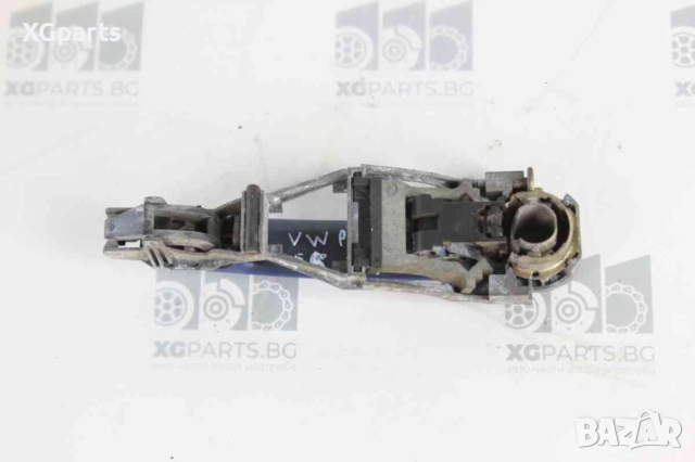  Дръжка задна лява външна за Volkswagen Passat B5, B5.5 (1996-2005), снимка 2 - Части - 52314809