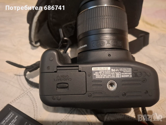 Фотоапарат Canon 2000D , снимка 4 - Фотоапарати - 53959529