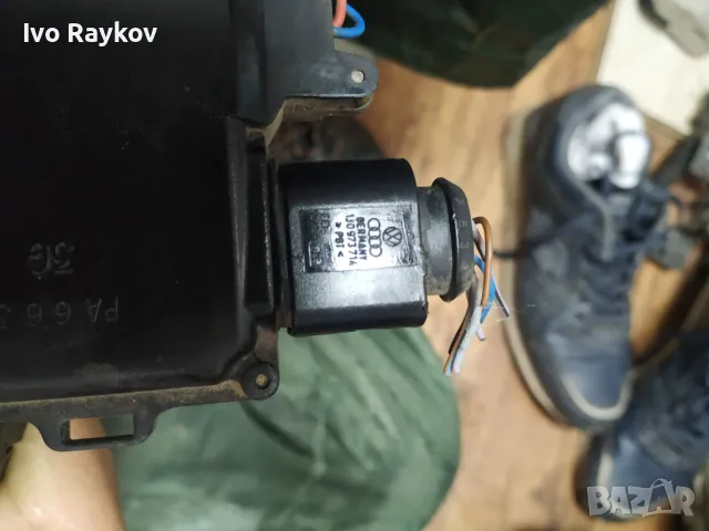 Задна , лява брава за Ауди A4 B6 - A6 C5 , 4B1837015G, снимка 8 - Части - 50276131