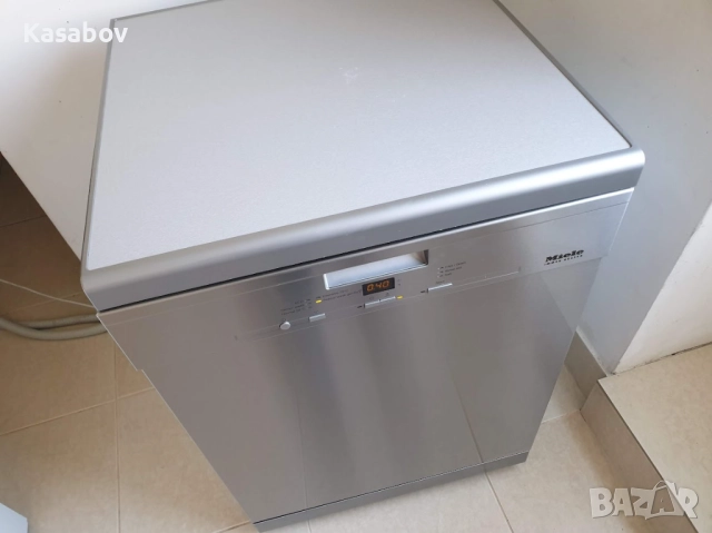 Инокс - Miele Съдомиялна - 14 Комплекта - Свободностояща - 60см