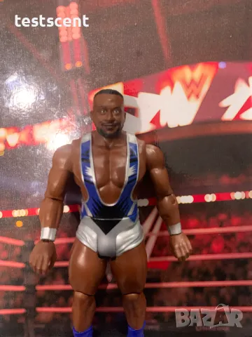 Екшън фигура WWE Big E Langston Биг И Basic Series figure играчка Mattel Blue, снимка 6 - Колекции - 48495343