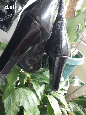 MIU MIU Original Size 37 100% Кожа Уникални ботуши , снимка 4 - Дамски ботуши - 52603802