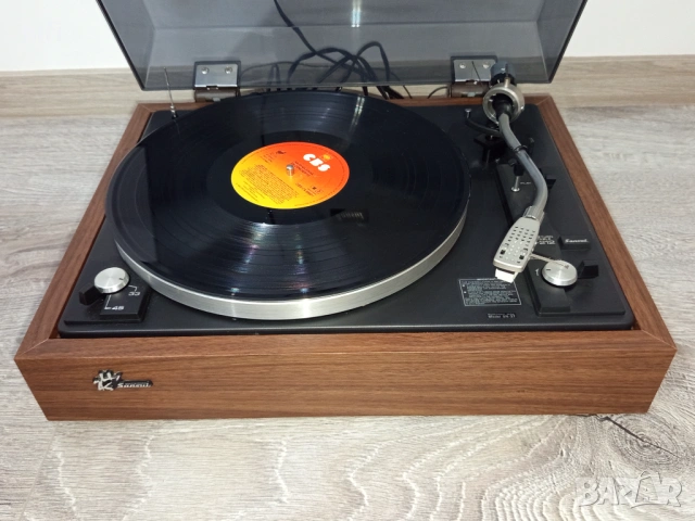 Полуавтоматичен грамофон Sansui SR-212, снимка 2 - Грамофони - 54057327