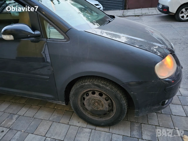 VW Touran 2.0 FSI, 2004 г., снимка 14 - Автомобили и джипове - 53223441