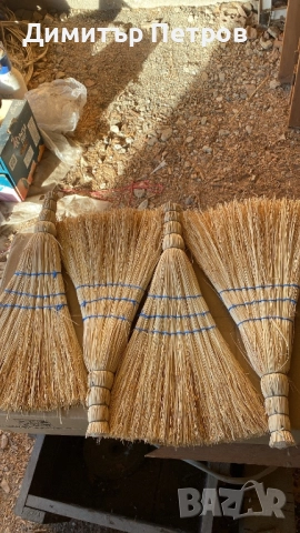 Метли на едро, снимка 2 - Мопове, кофи, четки и метли - 52419470