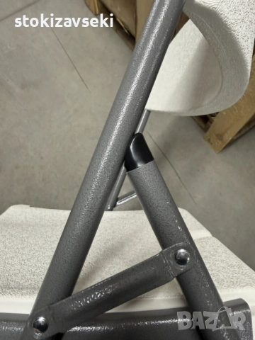 Комплект 4 броя сгъваеми кетъринг столове за градина и събития - удобни и издръжливи, снимка 3 - Къмпинг мебели - 54114169