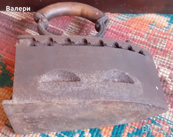 Ютия - стара, с жарава, снимка 4 - Антикварни и старинни предмети - 53862763