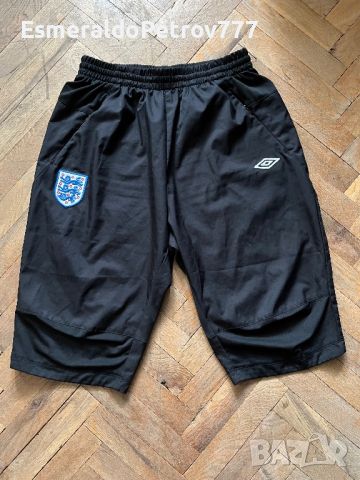 Мъжко футболни долнище Англия  Umbro , снимка 1 - Спортни дрехи, екипи - 45322608