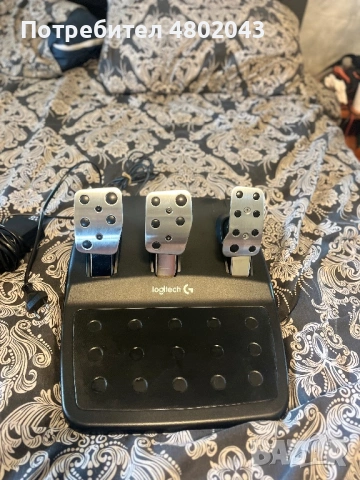 Logitech g29 използван е само 2 месеца, снимка 3 - Джойстици и геймпадове - 54270842