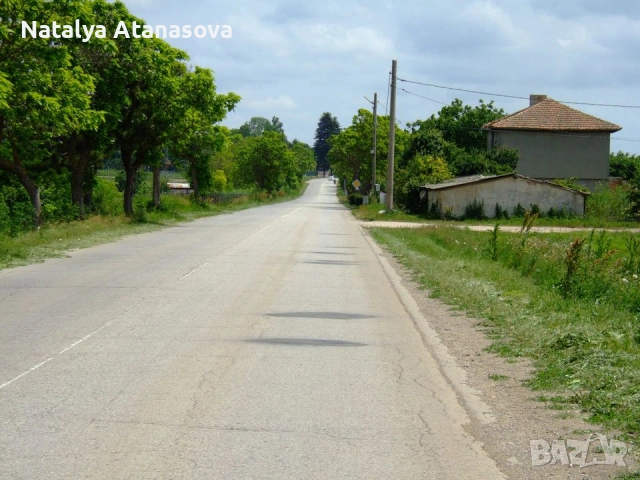 Предлагаме парцел 850 кв.м. намиращ се на главния път А27, снимка 5 - Парцели - 53635312