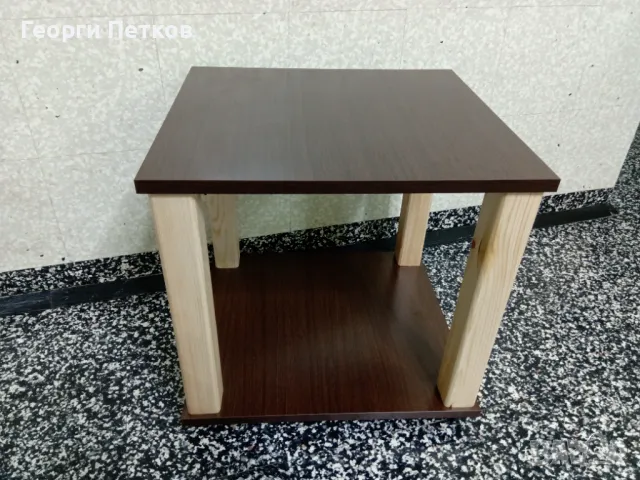 Малка холна масичка,с колелца, снимка 2 - Маси - 49939408