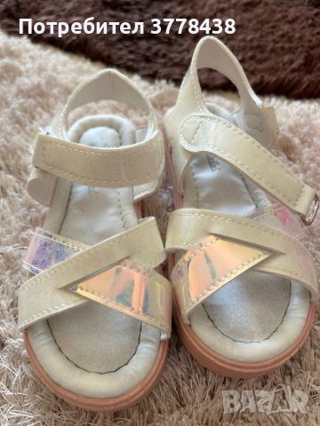 Детски сандалки за момичета, снимка 1 - Детски сандали и чехли - 46153539