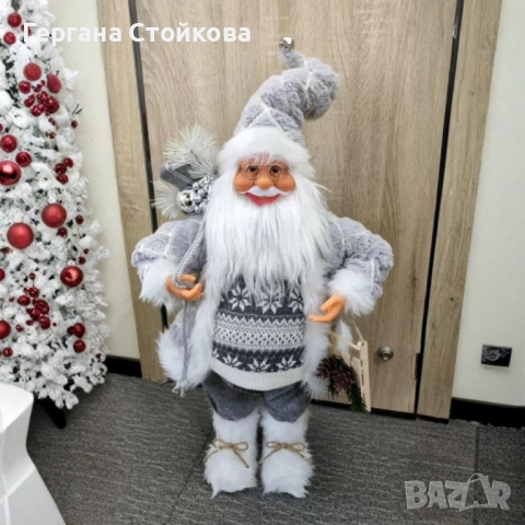 Декоративен Дядо Коледа в сиво – уют, топлина и празничен дух у дома (50 / 70 / 90 см)