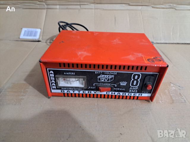 Зарядно за алумулатор 12 V 8 Amp, снимка 1 - Други машини и части - 45554167