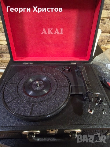 Грамофон Akai в много добро състояние, снимка 4 - Грамофони - 52664905