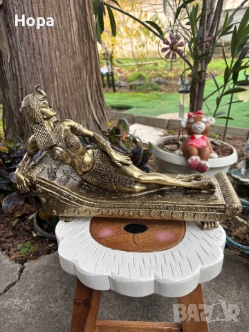 Статуетка Клеопатра 