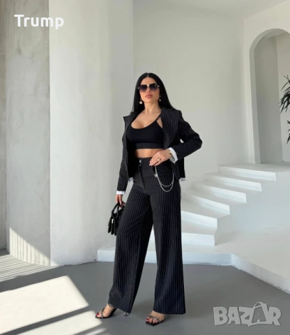 Елегантен комплект от скъсено сако и панталон, фино рае, цвят черен, снимка 2 - Костюми - 53931166