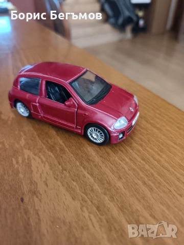 Количка Рено/Maisto Renault Clio V6