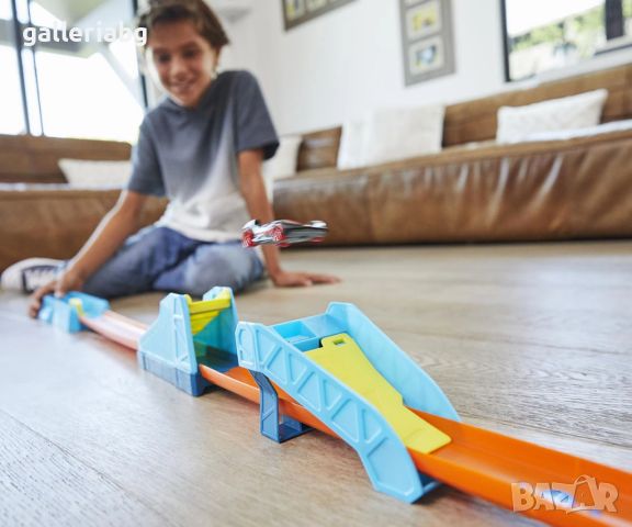 Hot Wheels Track Builder - Комплект елементи за скок, снимка 5 - Коли, камиони, мотори, писти - 45149803