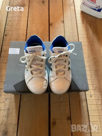 Детски кецове маратонки Адидас, снимка 3 - Детски маратонки - 50454758
