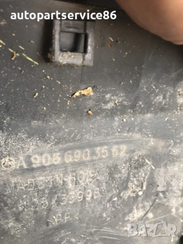 Декоративен кант/лист на дясната страна за Mercedes W906 Sprinter (2006-2011) A9066903562, снимка 2 - Части - 54077252