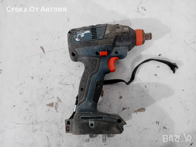 Импактор/гайковерт - Bosch 18 V li ion , снимка 2 - Други машини и части - 48599976