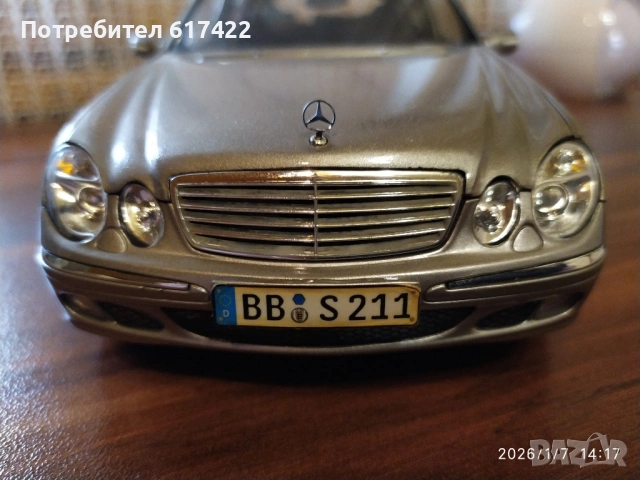 1:18 Метален модел на Mercedes Benz E320 T-Modell S211- Kyosho, снимка 8 - Колекции - 53022079