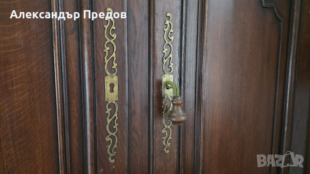 Старинен шкаф от масив, снимка 2 - Антикварни и старинни предмети - 54255188
