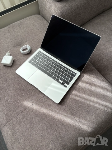 Apple Macbook Air 2020 M1 Перфектен