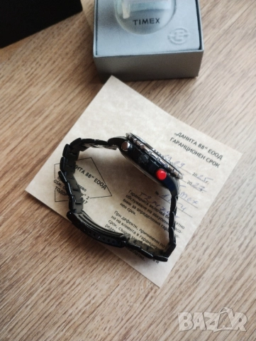 Нов часовник"Timex Indiglo", снимка 7 - Мъжки - 47224416