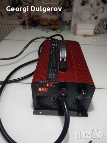 Зарядно-регулируемо :48V -25A за Ii ion батерии.