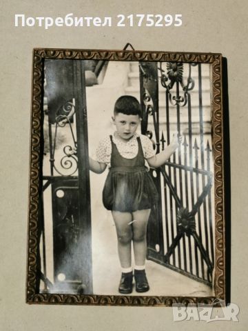 Стара снимка на дете-20-30 г. на миналия век, снимка 2 - Антикварни и старинни предмети - 45455365