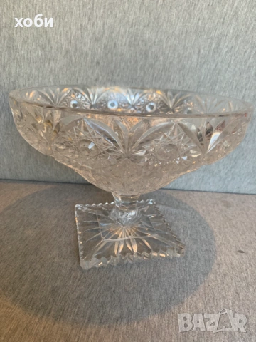 голяма кристална фруктиера 