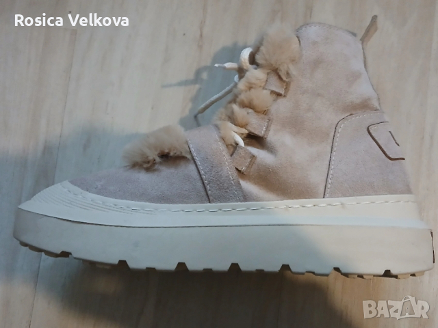 Боти UGG , снимка 13 - Дамски боти - 53513520