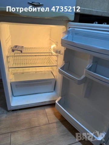 Свободностоящ хладилник, снимка 3 - Хладилници - 53447264
