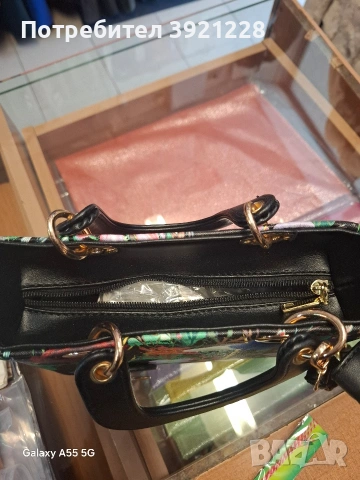 Луксозна дамска чантичка,в цветен десен, снимка 6 - Чанти - 53680924