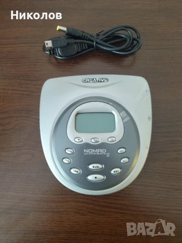 Продавам MP3 плеър Creative Nomad Jukebox 2 10GB, снимка 3 - MP3 и MP4 плеъри - 50632565