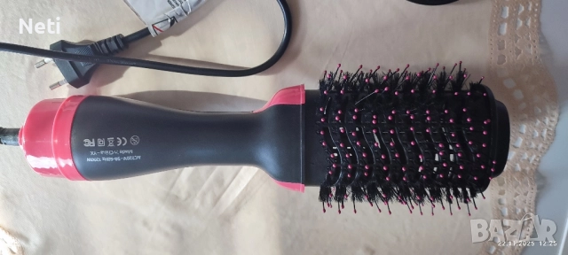Електрическа четка за коса, снимка 4 - Преси за коса - 52501532