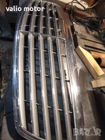 продавам предна решетка за мерцедес