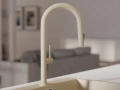 Бежов смесител за кухня с изтегляща глава, 2 режима на струя - 9020, снимка 4