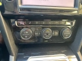 VW Passat B8 2.0 TDI 150 к.с. DSG – Пълни екстри | Сервизна история | Гараж, снимка 9