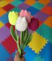 Плетени лалета в различни цветове - подарък за всеки повод, снимка 1 - Декорация за дома - 45325573