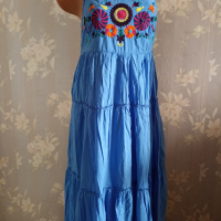 Индийска дълга памучна рокля на волани с бродерия L, снимка 1 - Рокли - 44955002