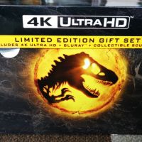 Jurassic World 6-Movie Collection - 4K Blu-ray + Giftset - Колекция Джурасик свят + статуетка, снимка 1 - Blu-Ray филми - 44595879